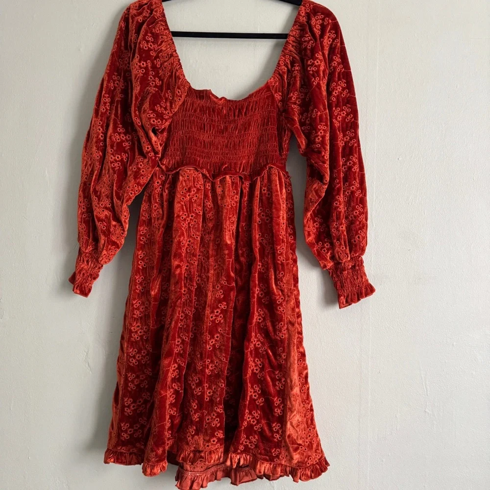 ASOS velvet broderie shirred midi dress burnt red eyelet lace long sleeve US6 - Picture 8 of 13